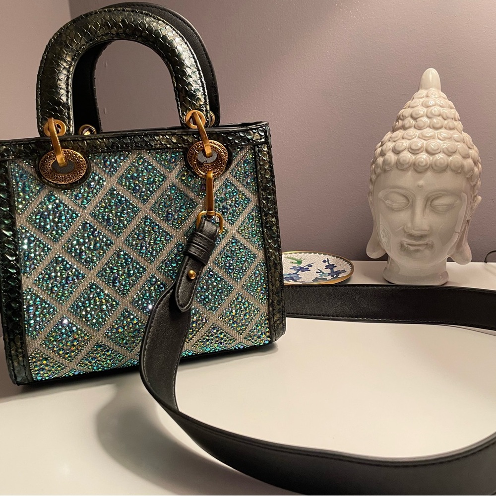 Fun Black and Green Diamond Pattern Shoulder Bag